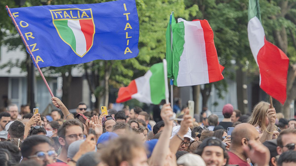مشجعو المنتخب الإيطالي