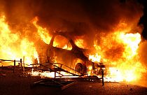 Сожженный автомобиль в Нантере