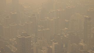 Kanada'daki orman yangınlarından yükselen dumanlar, ABD'nin New York kentini de etkisi altına aldı 