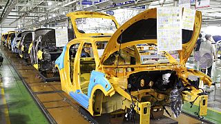 Güney Kore'deki bir araba fabrikası