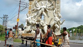 Istenség idolja egy hindu fesztiválon - illusztráció