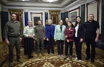 Presidente ucraniano encontrou-se com a ativista ambiental sueca Greta Thunberg e outras importantes figuras europeias em Kiev, esta quinta-feira