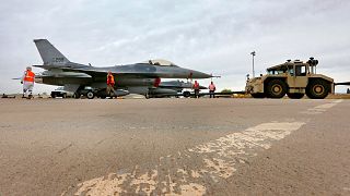 Avion de combat F-16 sur la base aérienne de Davis-Monthan à Tucson, en Arizona, le 15 mai 2015.