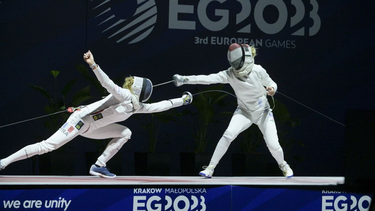 Final de esgrima de espada femenina por equipos de los Juegos Europeos en el Tauron Arena, en Cracovia, el 29 de junio de 2023