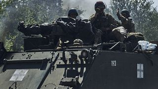 مدرعة M-113 تحمل جنود أوكران على خط المواجهة في منطقة زابوريزهزيا 01/07/2023