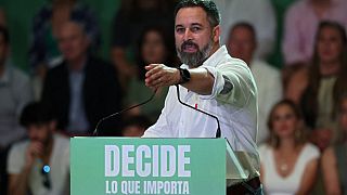 VOX Partisi lideri Santiago Abascal seçim kampanyası sırasında  Barselona'da bir konuşma yaptı
