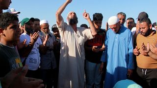 Tensions aux funérailles du Tunisien poignardé par des migrants
