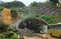 فيضانات وسيول في الصين جراء الامطار الغزيرة