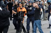 دستگیری یک نوجوان در جریان غارت مغازه‌ها در شهر استراسبورگ فرانسه
