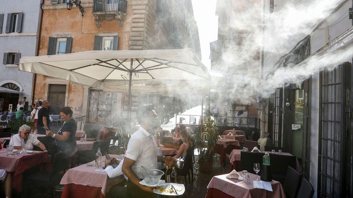 یک روز گرم تابستانی در رم ایتالیا