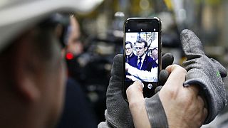 Macron, toplumsal kargaşa dönemlerinde sosyal medyanın kapatılmasını önerdi