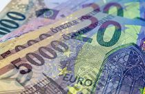 Forint és euróbankjegyek