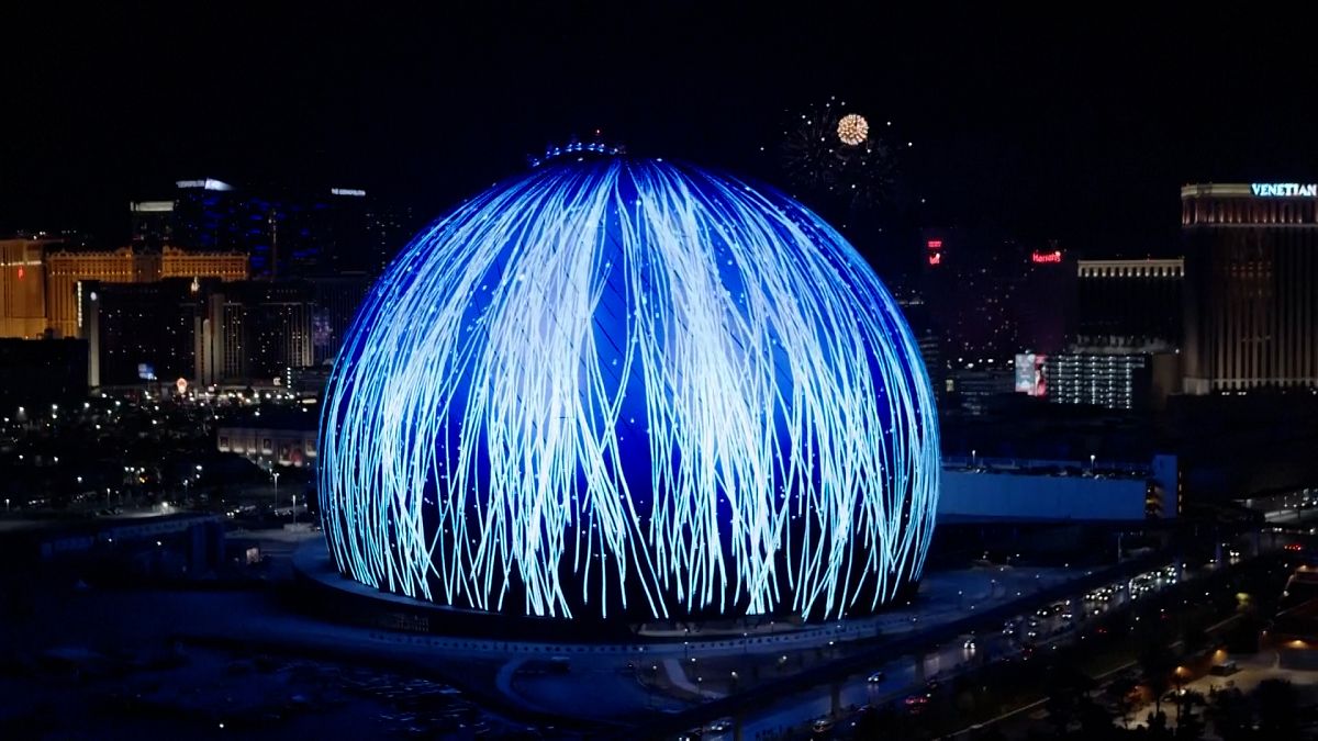 Video. World's biggest LED sphere lights up Las Vegas July 4th