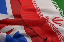 پرچم‌های ایران و بریتانیا