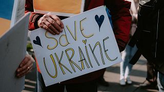 عکس تزئینی از مخالفت با جنگ اوکراین در اروپا