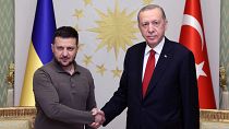 Zelesnkyy com Erdogan em Istambul