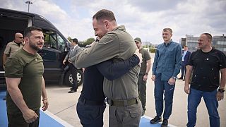 Der Präsident der Ukraine und sein Vize holen Asow-Kommandeure nach Hause - darunter Serhii Volynskyi