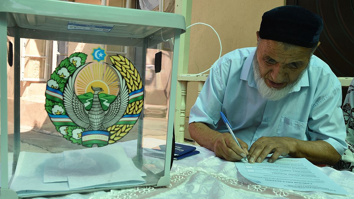 Bureau de vote en Ouzbékistan, 9 juillet 2023
