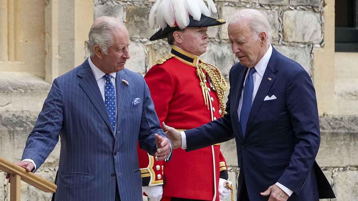 الملك تشارلز الثالث يستقبل الرئيس الأمريكي جو بايدن