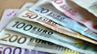 یورو، واحد پول واحد اتحادیه اروپا