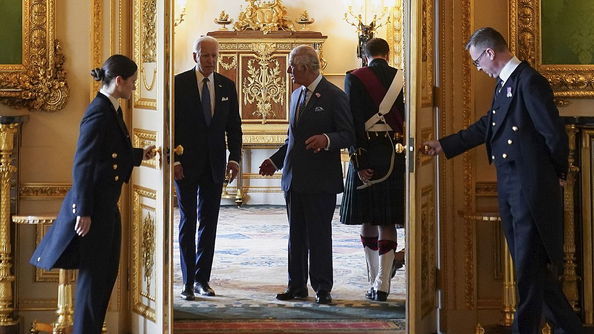 الرئيس الأمريكي جو بايدن يلتقي الملك تشارلز الثالث في وندسور. 2023/07/10
