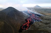 Erupção vulcânica em Litli Hrutur, a sudoeste de Reykjavik