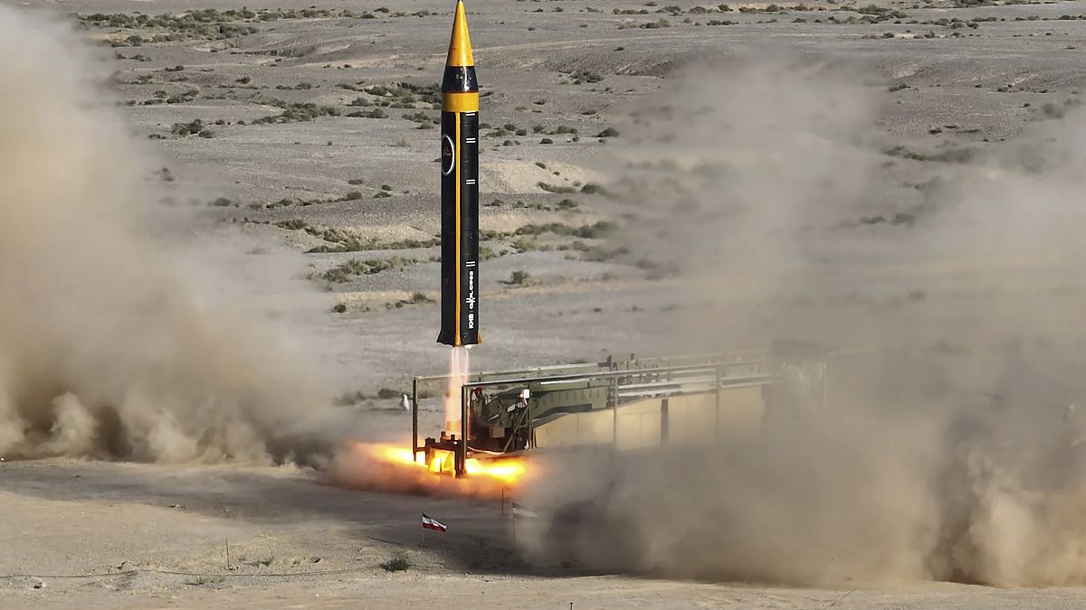 Eine Khorramshahr-4-Rakete wird an einem ungenannten Ort im Iran gestartet, 25. Mai 2023