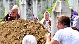 مراسم دفن رفات 30 شخصاً من ضحايا الإبادة في سريبرينتسا