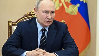 Wladimir Putin bei Online-Beratungen mit seinem nationalen Sicherheitsrat