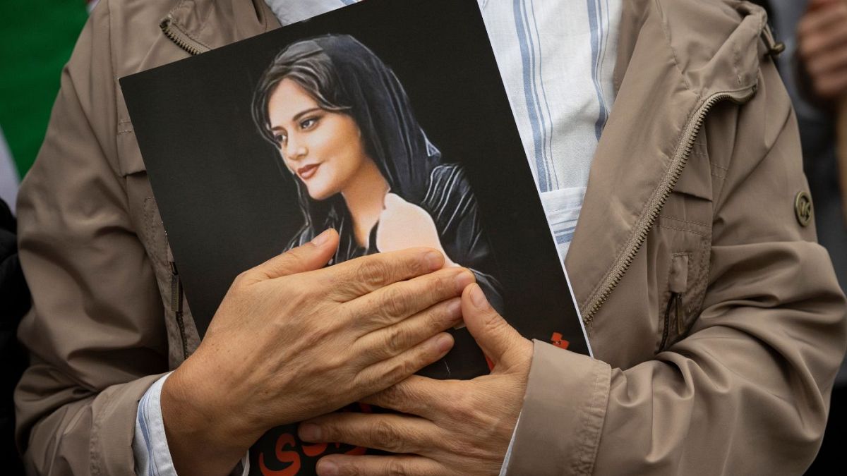 مرگ مهسا امینی و اعتراضات در ایران