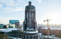 The monument of Otto Von Bismarck in Hamburg, Germany is 34 metres tall and weighs 600 tonnes.