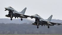 Alman Hava Kuvvetleri'ne ait Eurofighter savaş uçakları (arşiv)