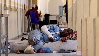 Tunisie : plus de 600 migrants pris en charge, des centaines en détresse