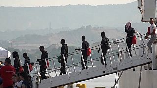 Italie : 550 migrants secourus arrivés au port de Reggio Calabria