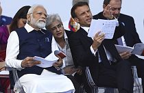 Le président français Emmanuel Macron et le Premier ministre indien Narendra Modi assistant au défilé militaire du 14 juillet, Paris, 2023