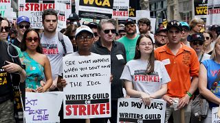 Hollywood : "double grève" historique des acteurs et scénaristes
