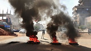 Khartoum internet, mobile networks cut as fighting rages