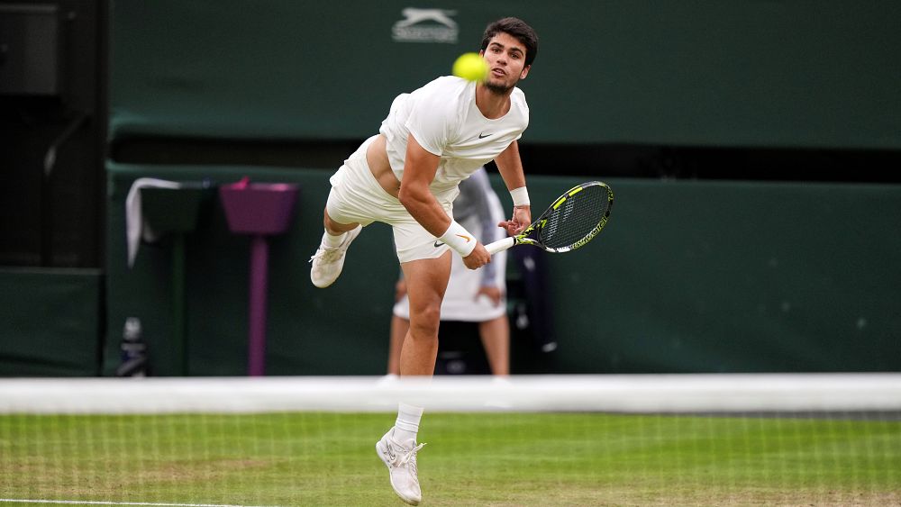 Spaniard Alcaras to Face Djokovic in Wimbledon Final: Clash of Champions