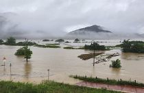 مياه الأمطار الغزيرة تغمر حديقة على طول نهر جيوم في سيجونغ، كوريا الجنوبية، 15 يوليو 2023