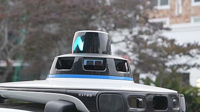 I coni che sabotano i taxi robot a San Francisco
