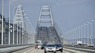 جسر يربط بين جزيرة القرم وروسيا
