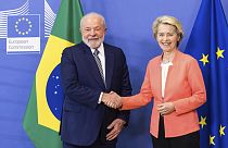 Lula da Silva brazil elnök és Ursula von der Leyen, az Európai Bizottság elnöke találkozója Brüsszelben