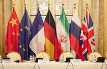 پرچم‌های شرکت کنندگان در مذاکرات احیای برجام در نهم دسامبر ۲۰۲۱ در شهر وین اتریش