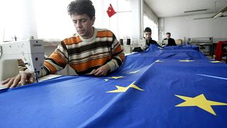 Türkiye'de bir işçi Avrupalı'ya göre haftada ortalama 6 buçuk saat fazla çalışıyor