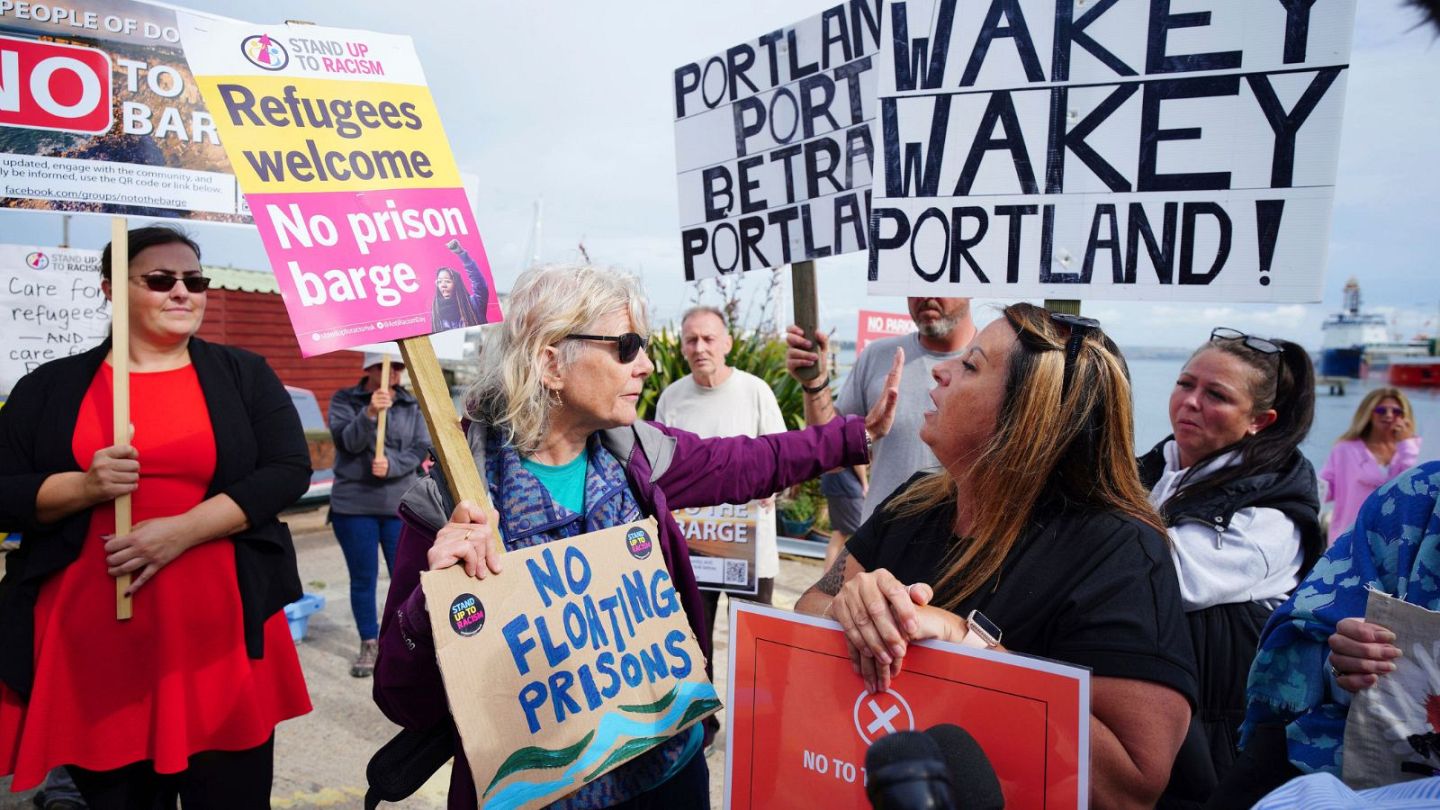 Portland woman kicked off plane for harassing Trump supporter