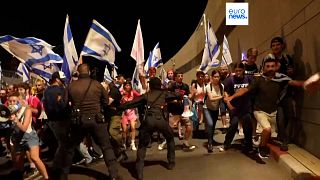 Manifestantes contra la reforma judicial en Tel Aviv (Israel).