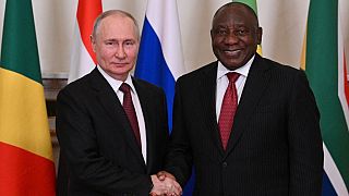 Rusya Devlet Başkanı Vladimir Putin ve Güney Afrika Cumhuriyeti Cumhurbaşkanı Cyril Ramaphosa