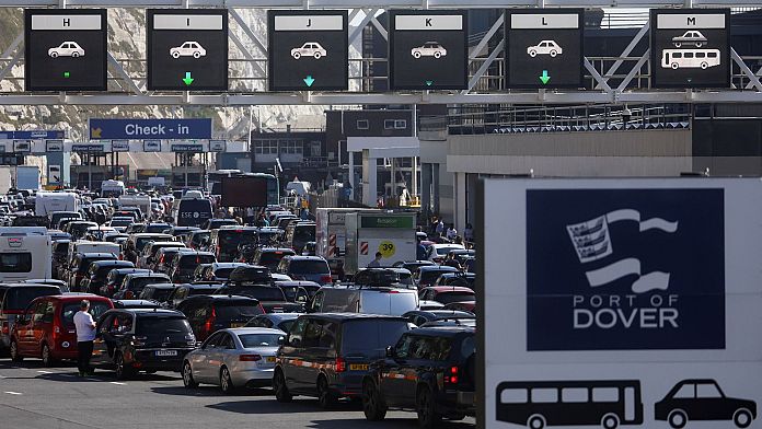 I passeggeri dei traghetti hanno avvertito che potrebbero dover affrontare code di due ore e mezza a Dover questo fine settimana 3 I passeggeri dei traghetti hanno avvertito che potrebbero dover affrontare code di due ore e mezza a Dover questo fine settimana