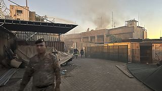 Protestas en la embajada de Suecia en Bagdad