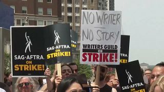 USA : la grève des acteurs et scénaristes s'étend à d'autres villes